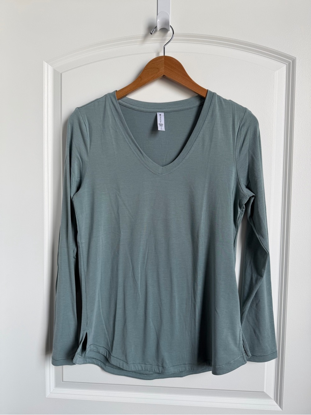 Athleta Teal V-Neck Long Sleeve Essential Top